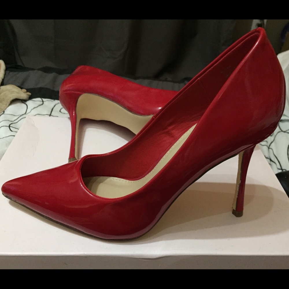 Never Worn Outside Red Beluxia Pumps